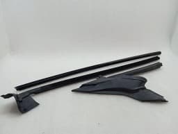 ASTON MARTIN Aston Martin DBS DB11 Right Side Body Molding HY53-C2090-AD Right Bar - — thumbnail 2