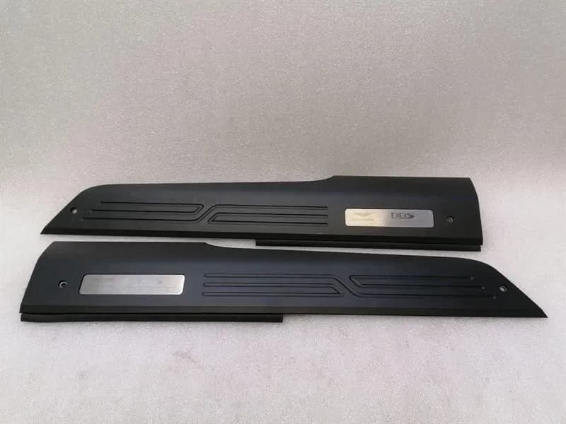 ASTON MARTIN Aston Martin DBS SUPERLEGGERA AM7 18-24 Door Sill HY53-132A13-BD Door Sill Trim