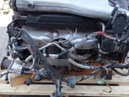 ASTON MARTIN 2004-2008 ASTON MARTIN DB9 COSWORTH V12 6.0 AM04 ENGINE COMPLETE ENGINE — thumbnail 7