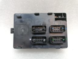 ASTON MARTIN Aston Martin Rapide 10-14 Fuse Box AD43-14A074-AA Control Unit - — thumbnail 4