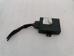 ASTON MARTIN Aston Martin Rapide 10-14 Headphone Module AD43-19A164-BB Controller Headphones- — thumbnail 3