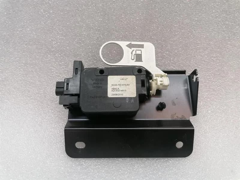 Aston Martin Rapid Fuel Cap Actuator 8G33-F9C070-AA-