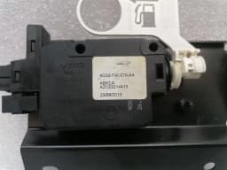 ASTON MARTIN Aston Martin Rapid Fuel Cap Actuator 8G33-F9C070-AA- — thumbnail 5
