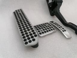 ASTON MARTIN ASTON MARTIN RAPIDE 10-14 THROTTLE PEDAL (ELECTRICAL) 8D33-9F836-AC RIGHT HAND DRIVE RHD- — thumbnail 3