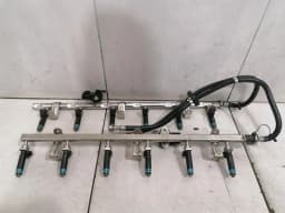 ASTON MARTIN Aston Martin Rapide 10-14 Fuel Rail 4G4E-9S441-CA Fuel Injector Pipe Manifold — thumbnail 3