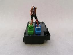 ASTON MARTIN Aston Martin Rapid AMR Fuse Box AD43-14A074-AA Fuse Box- — thumbnail 4