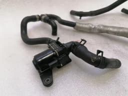 ASTON MARTIN Aston Martin Rapide 10-14 heater valve AD43-18495-AA heater valve - — thumbnail 5