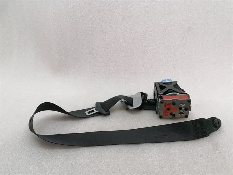 Aston Martin Rapide S Front Seatbelt FD43-611B68-AAW Seat Belt Strap RH-