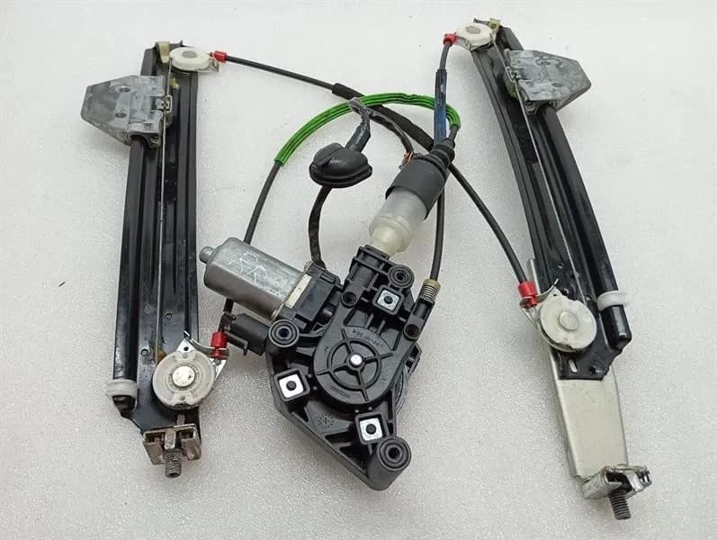 Aston Martin Rapide Right Rear Door Winder AD43-542700-AB Window Regulator Rear Re-