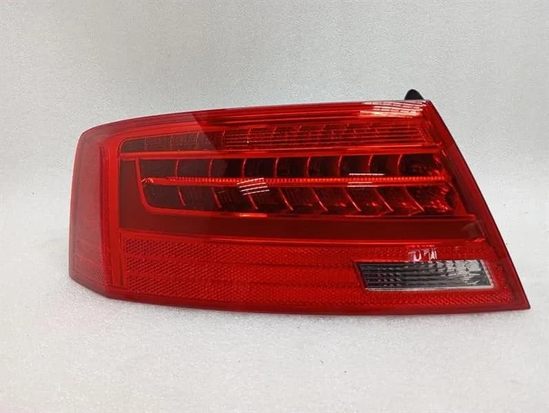 AUDI Audi RS5 8T left rear light 8T0945095H tail light rear left LED