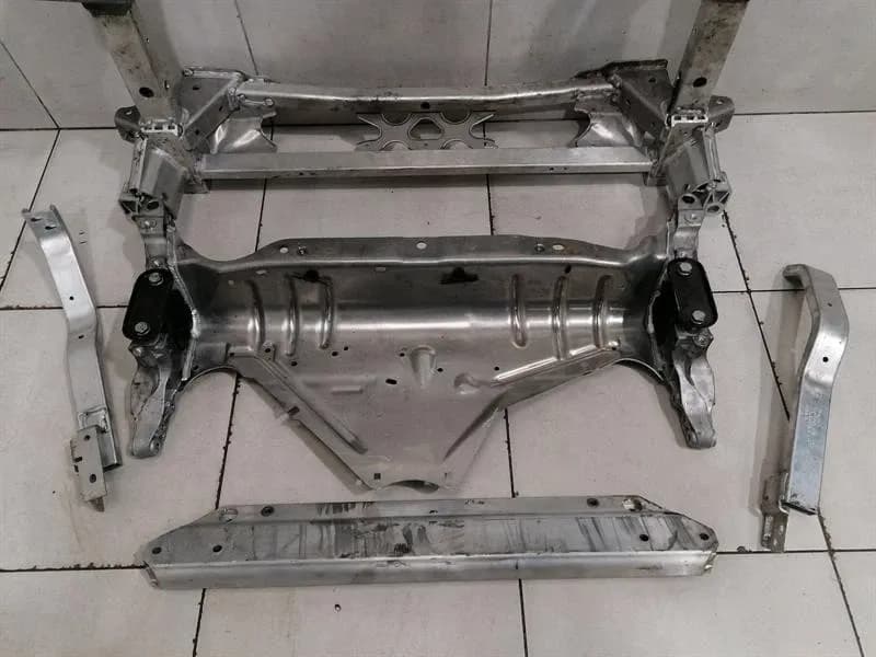 BENTLEY Bentley Continental GT 3S Beam Subframe Front 975400048C Front Axle Carrier W12-