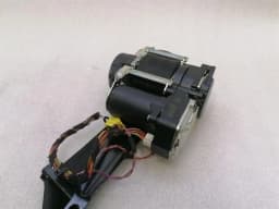BENTLEY Bentley Bentayga 36A MK2 front seat belt 642982700 B seat belt belt front - — thumbnail 4