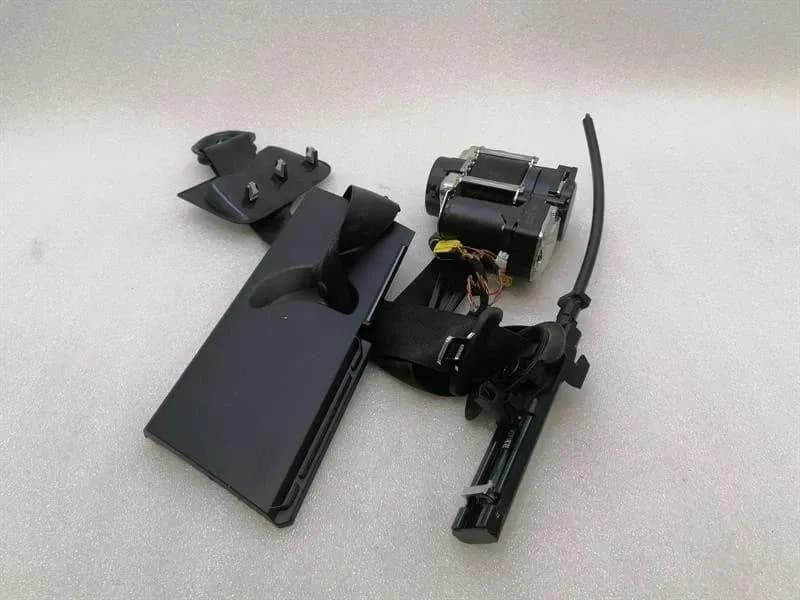 Bentley Bentayga 36A MK2 front seat belt 642982700 B seat belt belt front -