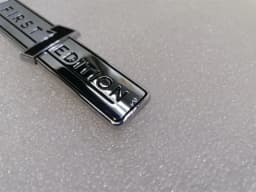 BENTLEY BENTLEY BENTAYGA 36A MK2 36A853683L Scratched Emblem Scratched FIRST EDITION - — thumbnail 3