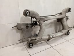 BMW BMW M5 E39 Subframe Rear 33312229531 Axle Frame Rear Axle M5 E39 OEM S62- — thumbnail 4