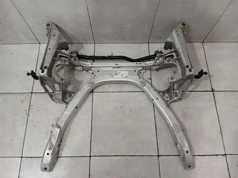 BMW BMW M6 M5 E63 E60 M6 Subframe Front 2283741 Front Axle Carrier 2282790 S85 V10-