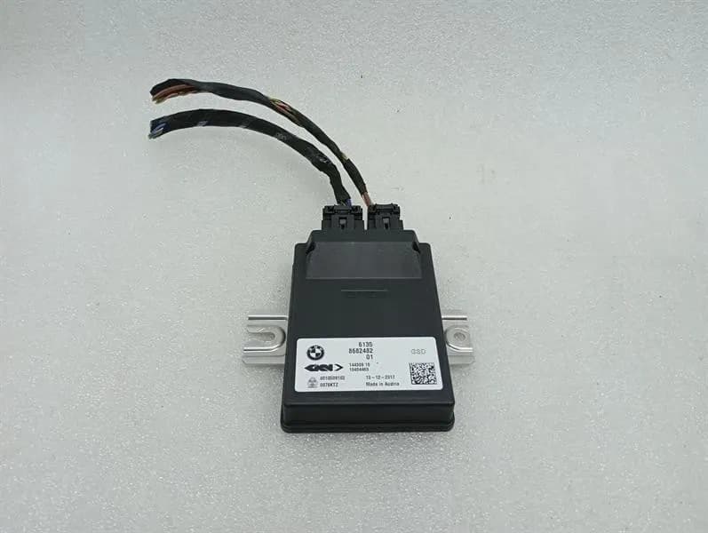 BMW BMW 5 Series F90 G30 M5 Electronic Module 8682482 Control Unit DIFF