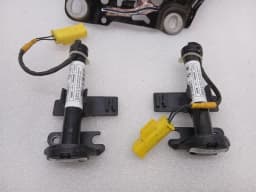 BMW BMW F90 G30 M5 Bonnet Hinge RHS 7347408 Hood Hinge Right 743579803- — thumbnail 3