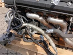 BMW BMW 5 M5 S62 5.0 V8 COMPLETE E39 ENGINE S62B50 ENGINE GENUINE MILES- — thumbnail 8