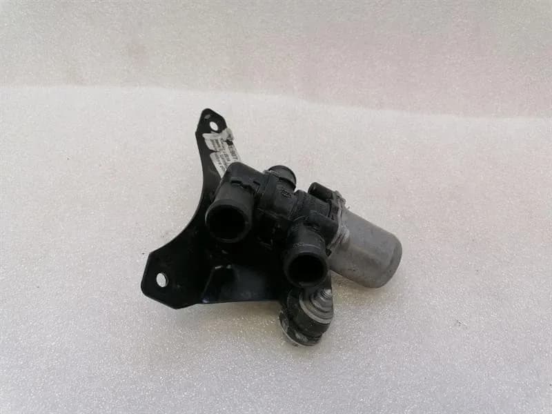 PORSCHE Porsche Panamera 971 heater valve 971907624A heater valve faulty-
