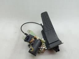 PORSCHE Porsche 911 996 accelerator pedal (electrical) 99642339400 accelerator pedal- — thumbnail 2