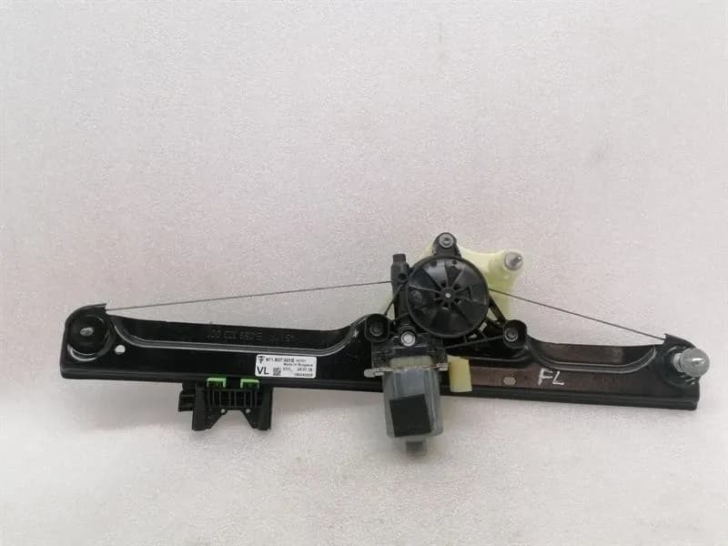 PORSCHE Porsche Panamera 971 Left Front Door Winder 971837401B Window Regulator Front Left-