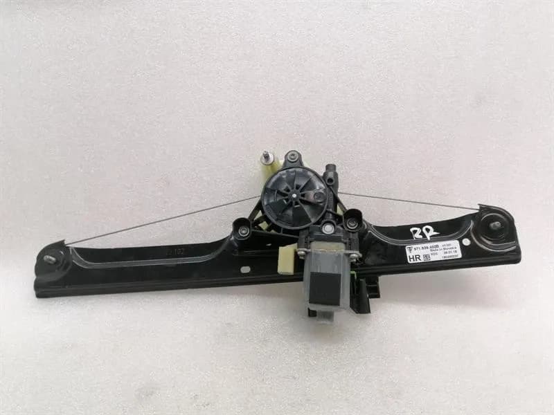 PORSCHE Porsche Panamera 971 Right Rear Door Winder 971839402B Rear Window Regulator-
