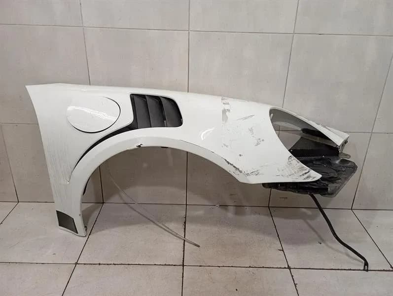 PORSCHE Porsche 911 991 GT3RS Mk1 Right Wing 99150303295 FAULTY CARBON Right Fender-
