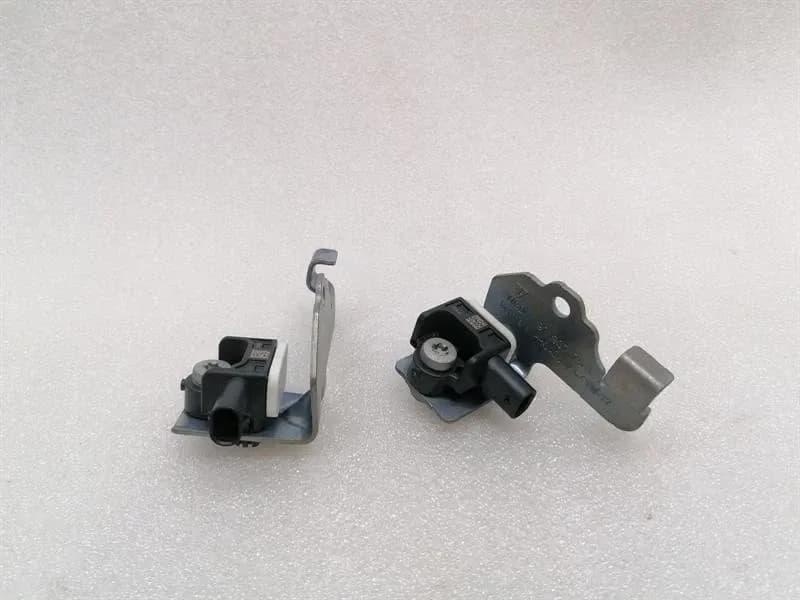 Porsche Panamera 971 Crash Sensor Set 971907651 Impact Sensor Set 971907176B-