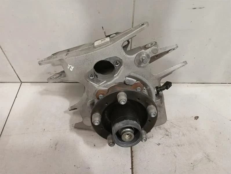 PORSCHE Porsche 911 991 GT3RS Mk1 Right Rear Hub 99133161281 Wheel Bearing Housing Rear Re -
