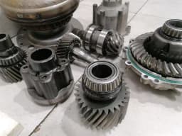 BENTLEY Bentley Continental GT V8S Gearbox QGR 8HP-90 1518070 Transmission PARTS PARTS- — thumbnail 7