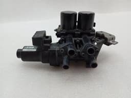 BENTLEY BENTLEY CONTINENTAL GT V8S HEATER VALVE 3D2959617C RIGHT HAND DRIVE RHD- — thumbnail 2