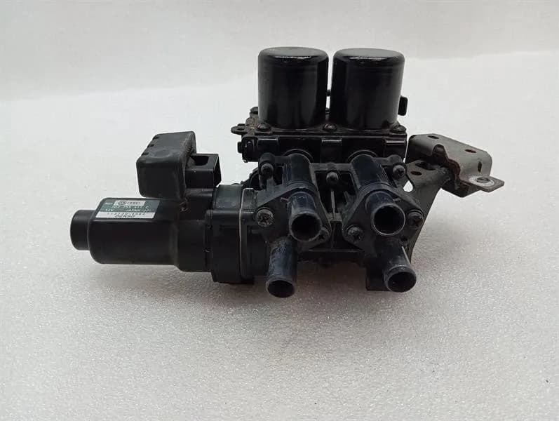 BENTLEY BENTLEY CONTINENTAL GT V8S HEATER VALVE 3D2959617C RIGHT HAND DRIVE RHD-