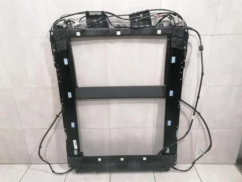 JEEP Jeep Grand Cherokee WW2 MK4 Sunroof Frame 68236780AA Sunroof Frame Damaged-