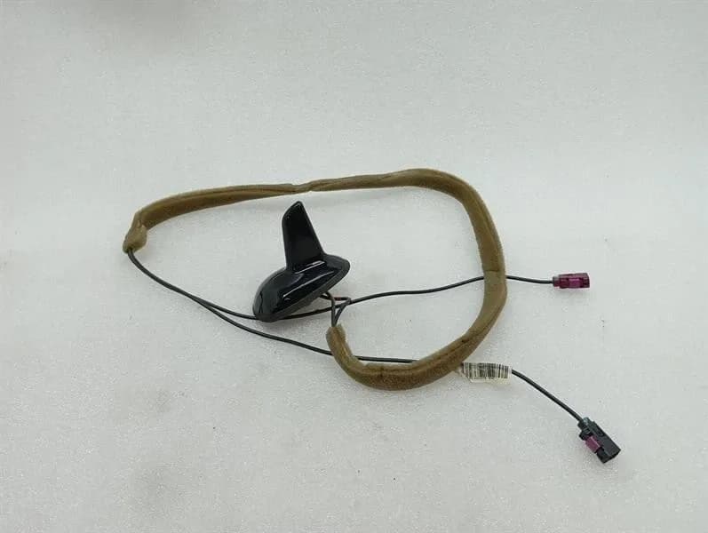 MERCEDES-BENZ Mercedes C Class W204 Aerial / Antenna A2078201075 Antenna-