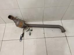MERCEDES-BENZ MERCEDES C63 AMG W204 Catalytic Converter Set A2044901047 Catalytic Converter Set M156- — thumbnail 3