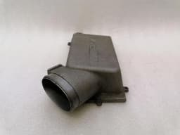 MERCEDES-BENZ Mercedes W204 AMG Right Airbox Cover A1560900401 Air Filter Cover Right- — thumbnail 3