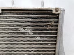 MERCEDES-BENZ Mercedes C63 W204 Engine Oil Cooler A2095000600 Oil Cooler Radiator Damaged- — thumbnail 4