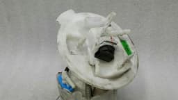 MERCEDES-BENZ Mercedes C63 AMG W205 Fuel Pump Electric A2054708501 Fuel Pump M177 V8- — thumbnail 4