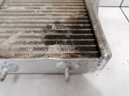 MERCEDES-BENZ Mercedes C63 W204 Engine Oil Cooler A2095000600 Oil Cooler Radiator Damaged- — thumbnail 5
