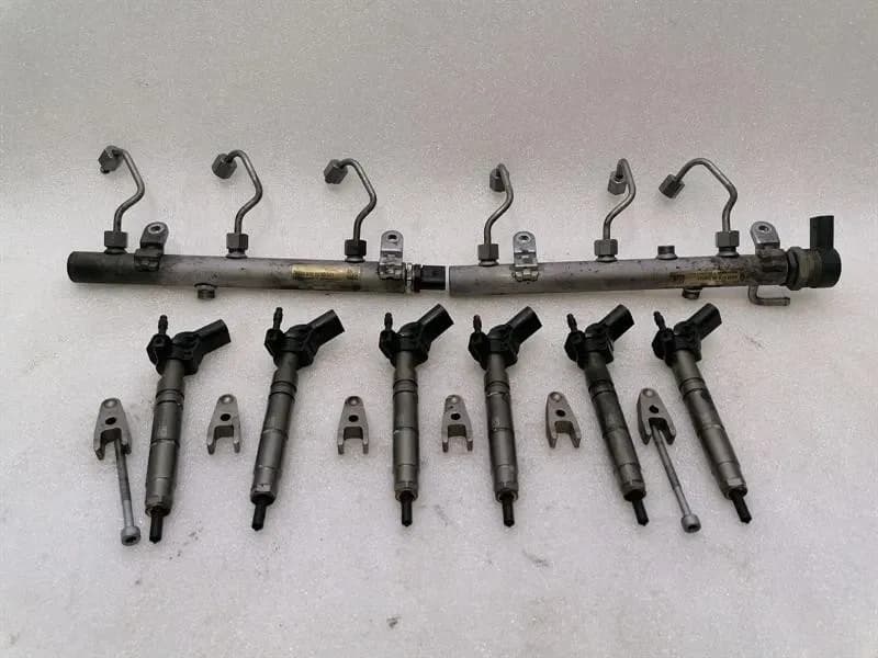 MERCEDES-BENZ MERCEDES W219 M642 Fuel Rail A6420702695 Fuel Injector Injector A642070-