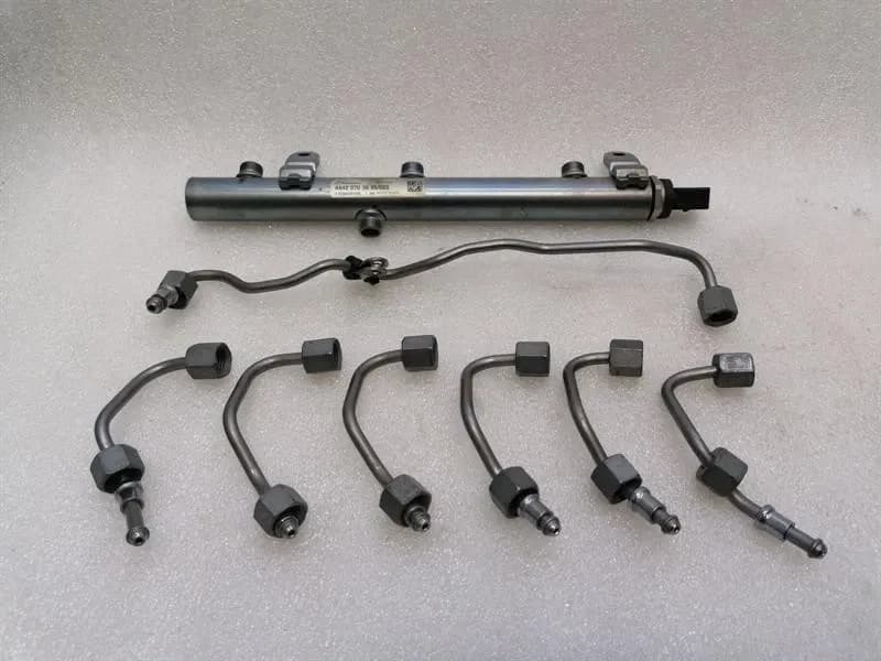 MERCEDES-BENZ Mercedes E Class W238 Fuel Rail A6420703095 Fuel Injection Moulding Pipe Distributor-