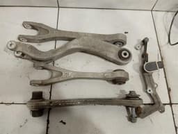 MERCEDES-BENZ Mercedes W205 Coupe C63 AMG RLH Hub A2053501514 Wheel Bearing Housing Rear Left - — thumbnail 4