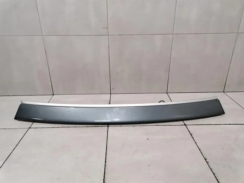 Mercedes C Class Wind Deflector W205 A2057700900 Windscreen Wind Deflector Faulty-