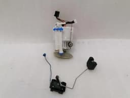 MERCEDES-BENZ Mercedes C Class W205 Fuel Pump Electric A2054708501 Fuel Pump FAULTY- — thumbnail 1