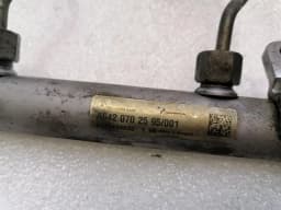 MERCEDES-BENZ MERCEDES W219 M642 Fuel Rail A6420702695 Fuel Injector Injector A642070- — thumbnail 4