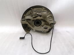 MERCEDES-BENZ Mercedes C63 AMG W205 Left Rear Hub Set A2053501514 Wheel Bearing Housing Rear Li - — thumbnail 1