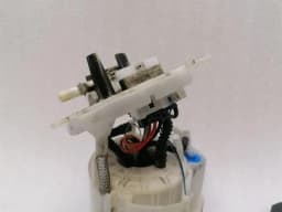MERCEDES-BENZ Mercedes C63 AMG W205 Fuel Pump Electric A2054708501 Fuel Pump M177 V8- — thumbnail 5