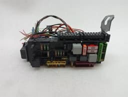 MERCEDES-BENZ Mercedes C Class W204 Fuse Box A2049060105 Fuse Box SAM- — thumbnail 1