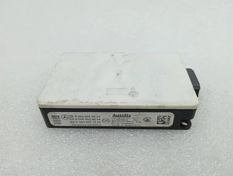 MERCEDES C CLASS W204 RADAR SENSOR A0009050010 RADAR BLIND SPOT-